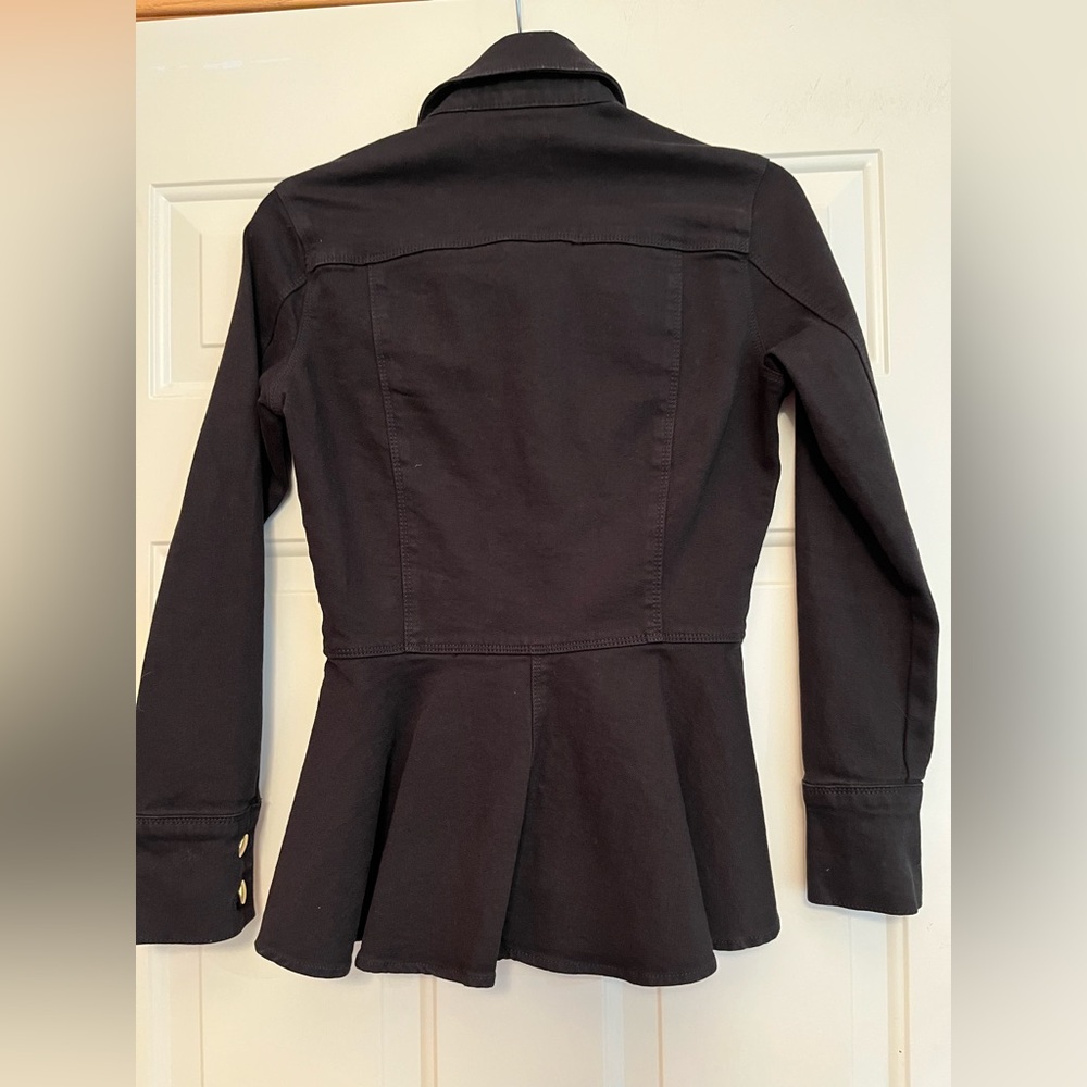 Frame black denim flounce peplum slim fit metal button jean jacket. Size XXS - Picture 3 of 16